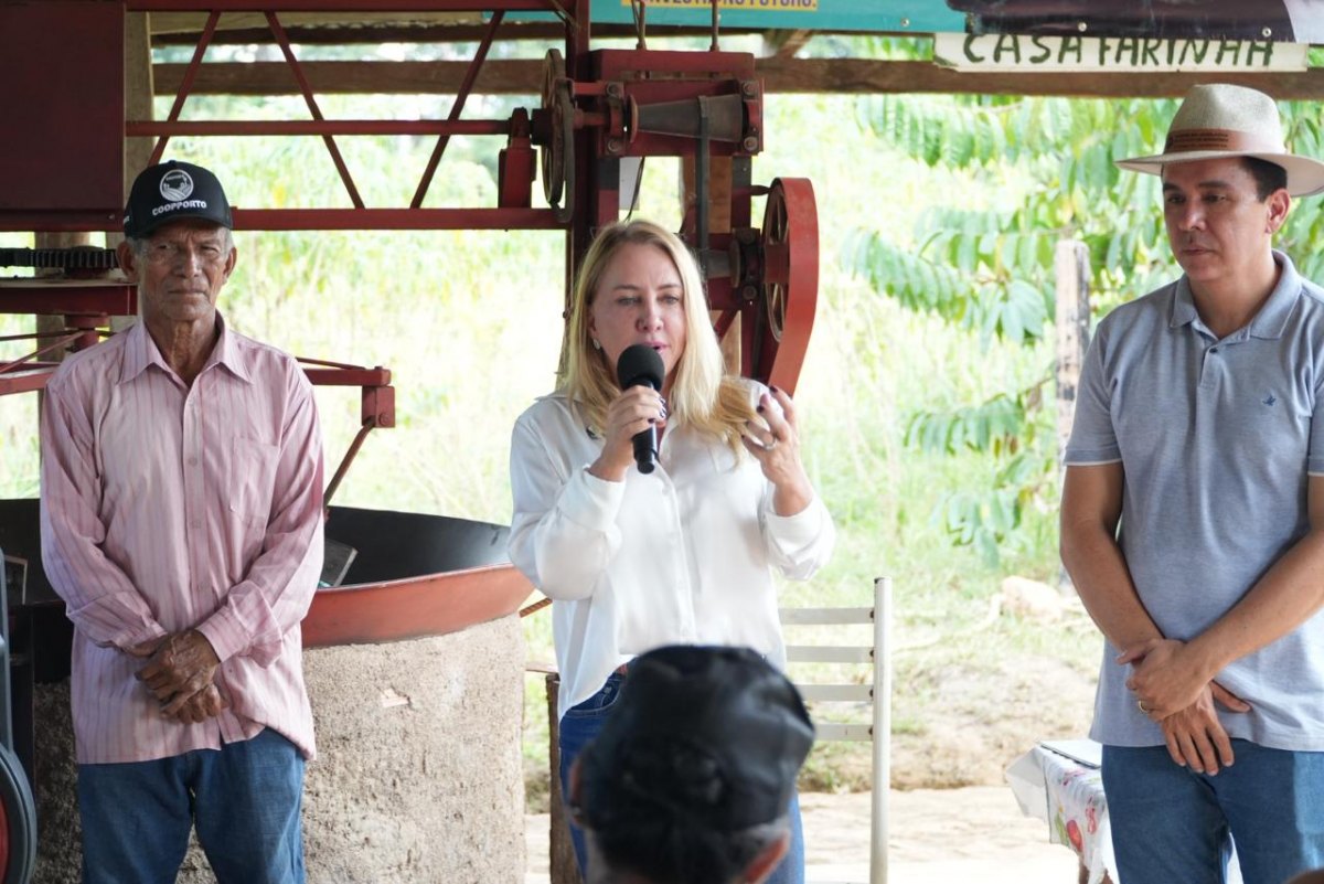 IEDA CHAVES: Deputada entrega implementos à Arglec e fortalece a produção rural de PVH