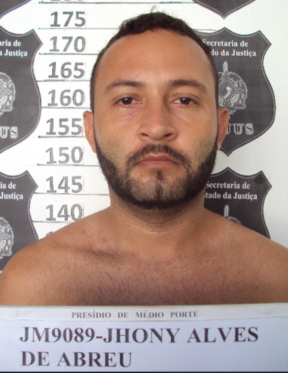 CASAL TRAFICANTE: Denarc prende mulher que vendia droga a mando do marido de dentro de presídio 
