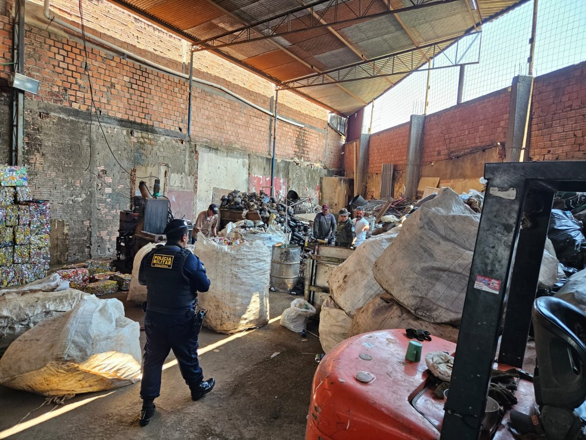 VÍDEO: PM, Energisa, Caerd e Semfaz realizam Operação Fio Desencapado