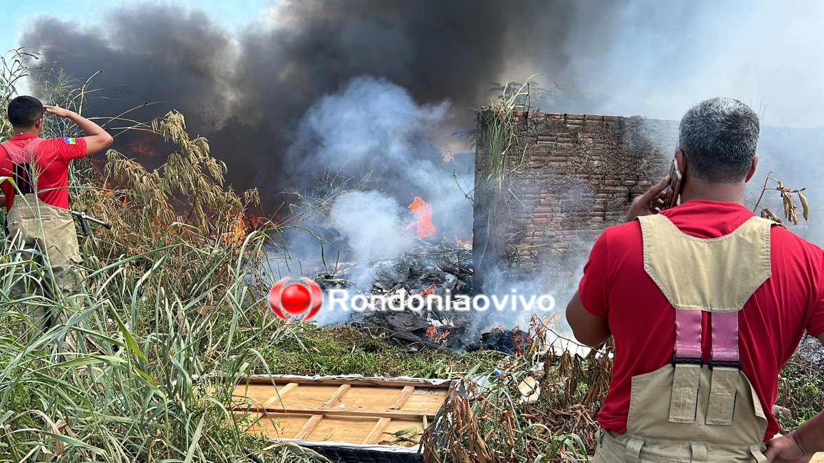 FUMAÇA PRETA: Incêndio em pneus assusta moradores da zona Sul