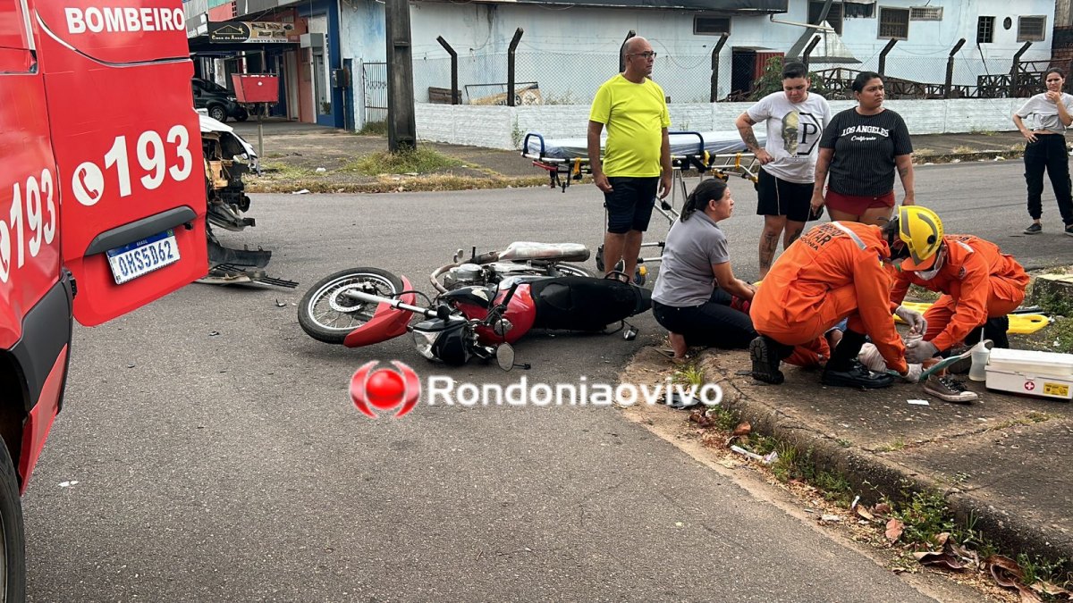 HILUX AVANÇOU: Motociclista sofre gravíssima fratura exposta em acidente no Centro