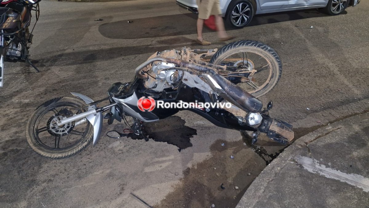 AVANÇOU: Motociclista passa direto em cruzamento e atinge violentamente carro 