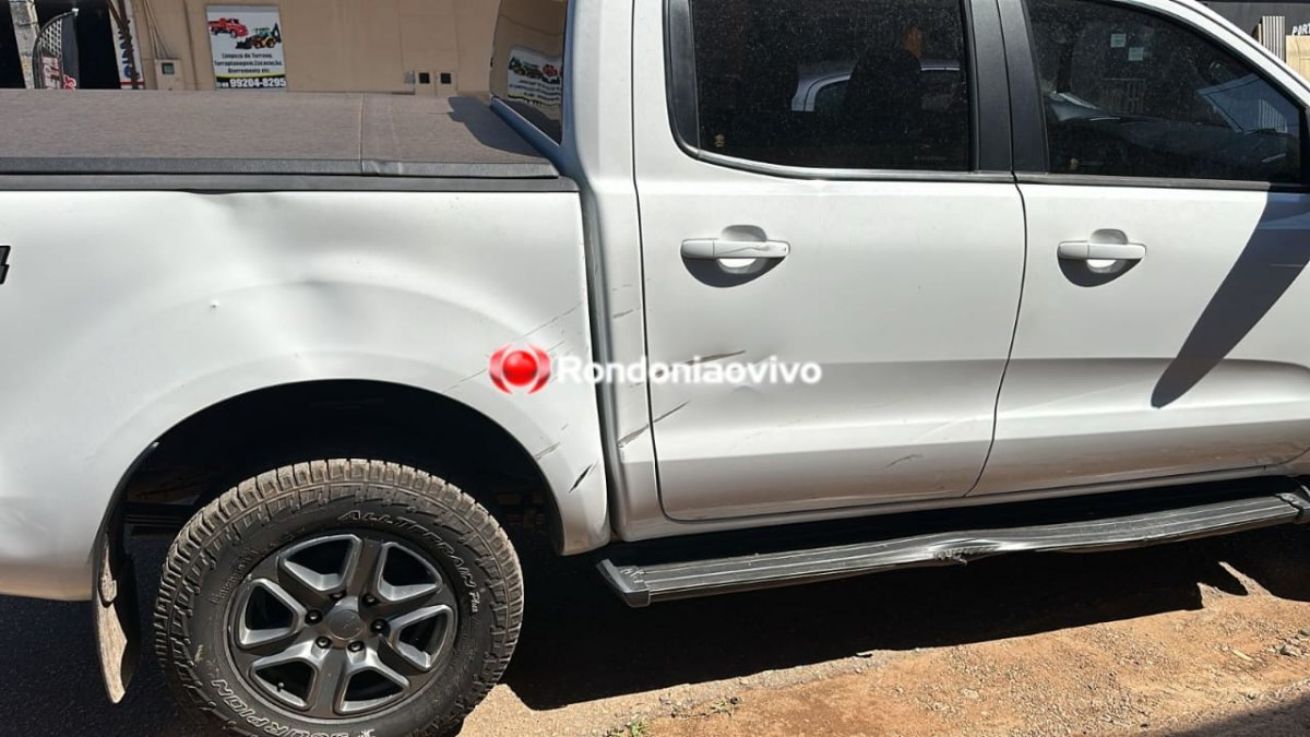 URGENTE: Idoso sofre vários ferimentos após bater moto contra caminhonete 