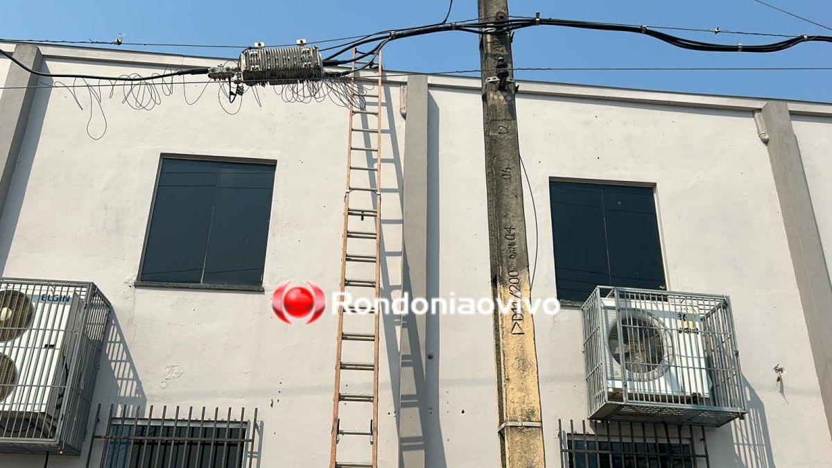 VÍDEO: Trabalhador cai do telhado de igreja na zona Sul da capital