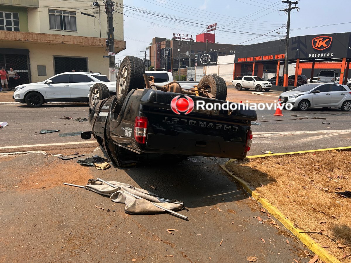 NA JORGE TEIXEIRA: Motorista de caminhonete fica em estado grave em capotamento