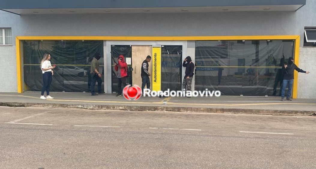 TREINAMENTO: Simulação de assalto a banco é realizada no  Centro de Porto Velho 