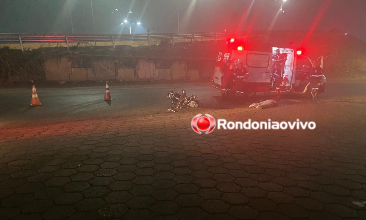 FATAL: Motociclista em CB300 morre ao sofrer queda em frente ao viaduto 