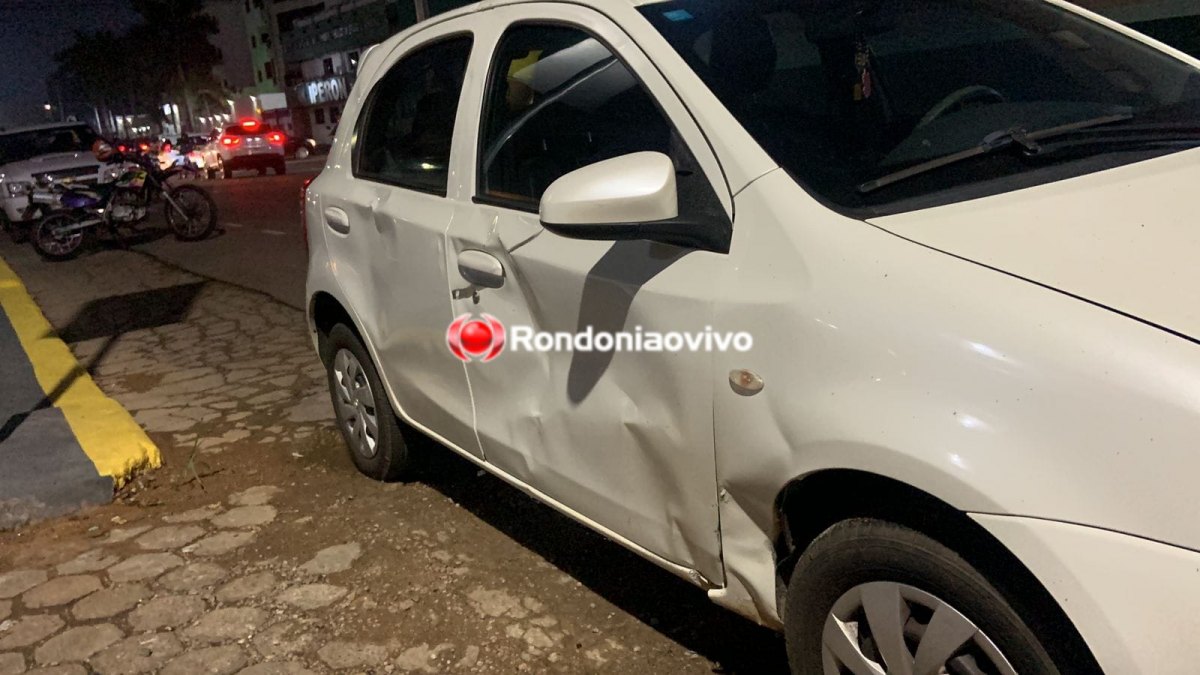 NO CRUZAMENTO: Casal de moto colide em carro na Avenida 7 de Setembro 