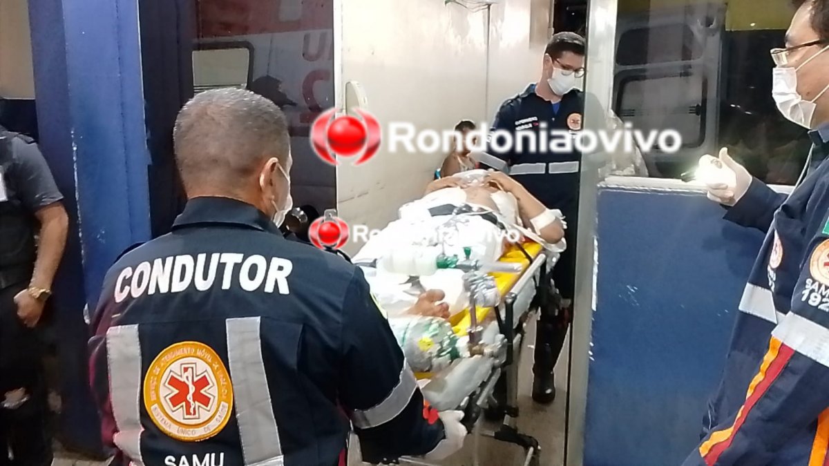 VÍDEO: Dois jovens são atacados a tiros na frente de residência 