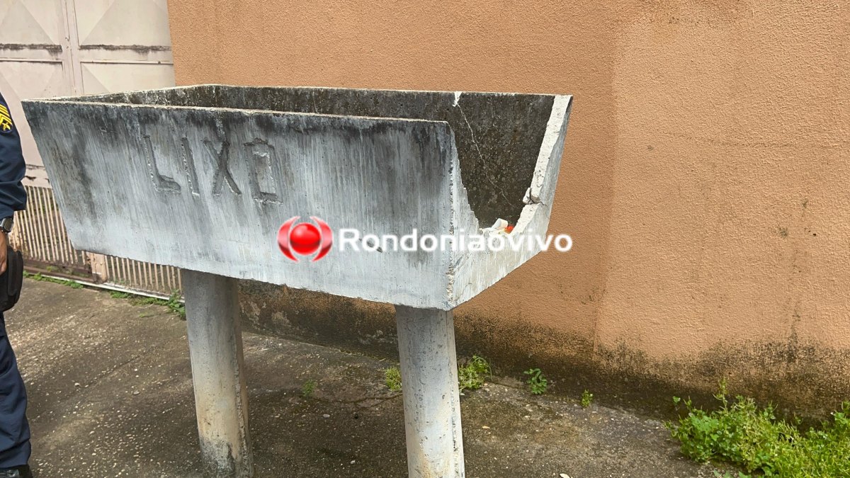 VÍDEO: Motociclista fica seriamente ferido após bater em lixeira de concreto