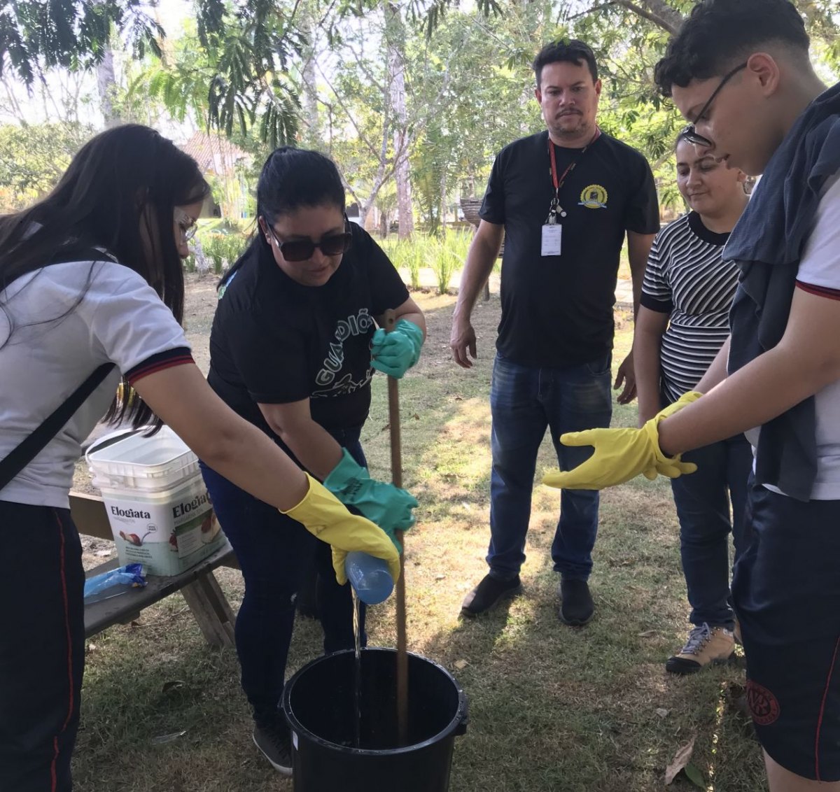 MEIO AMBIENTE: Alunos da Escola Murilo Braga participam de aula no Parque Natural