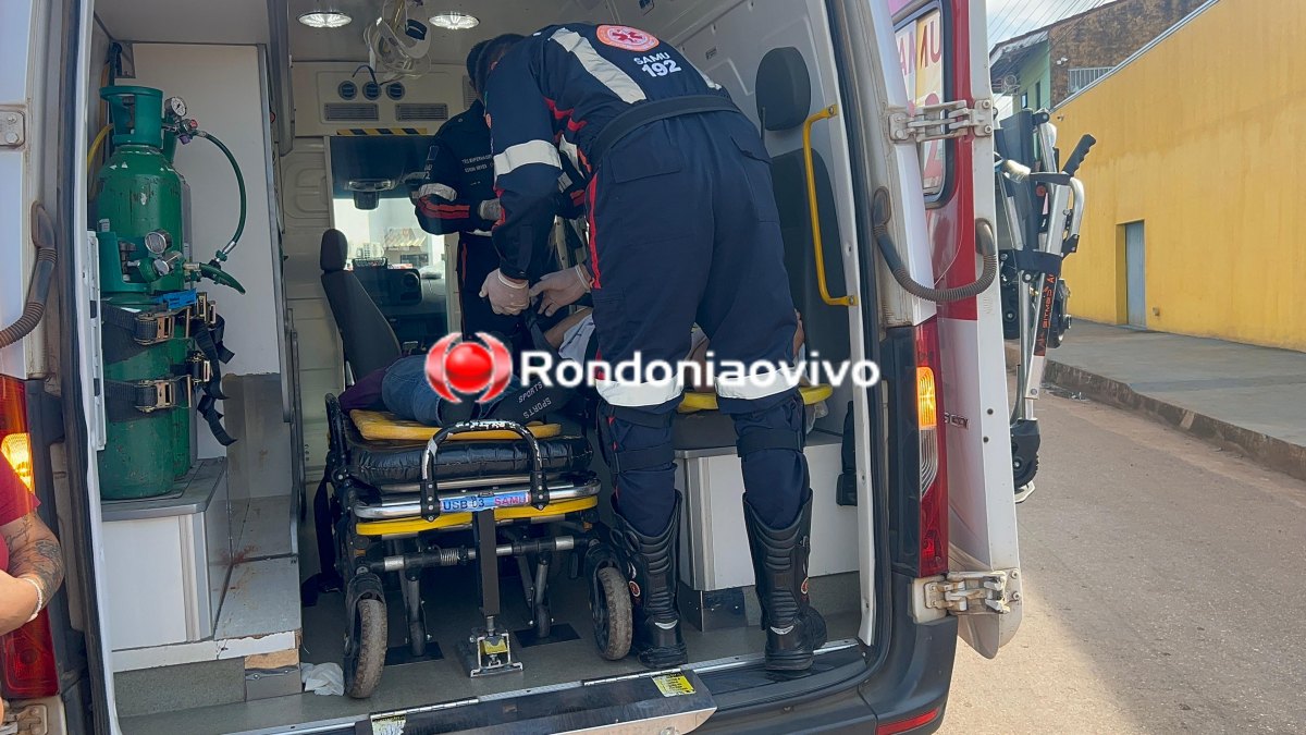 VÍDEO: Moto aplicativo e passageira ficam feridos após carro avançar