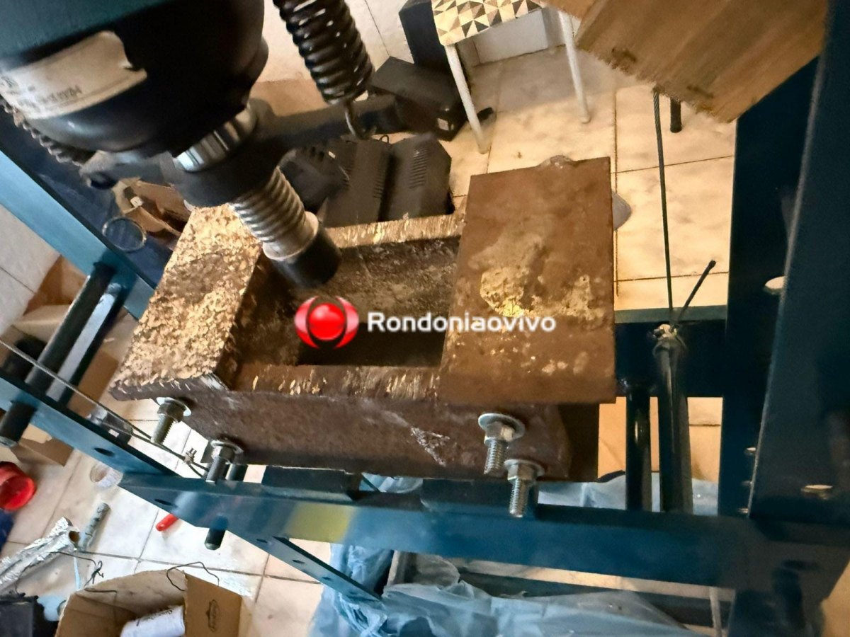 URGENTE: Divisão de Operações prende traficante com vários tabletes de drogas