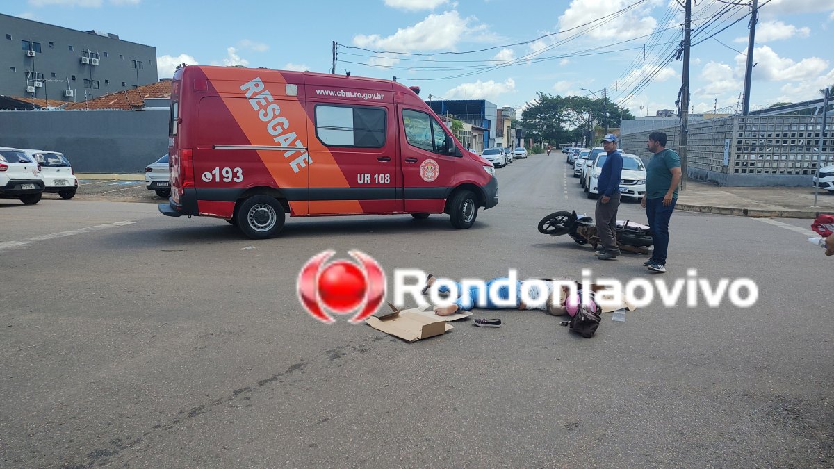 VÍDEO: Mulher de moto sofre grave fratura após avançar cruzamento