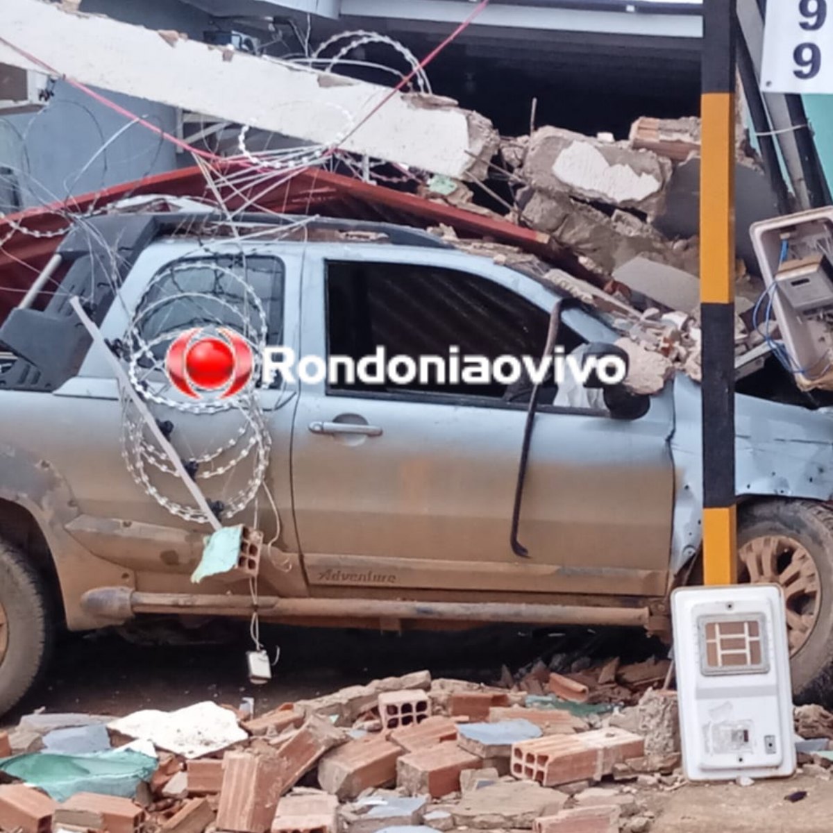 DESTRUIÇÃO: Vídeo registrou Fiat Strada atingindo comércio em Porto Velho 