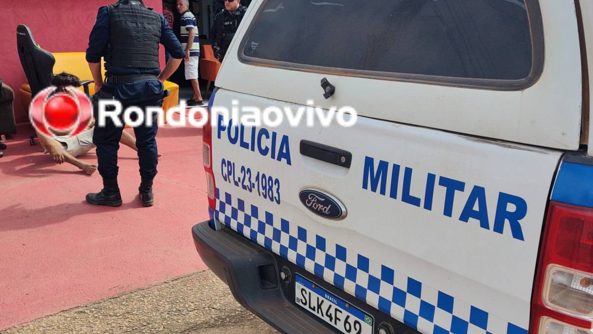 VÍDEO: Rapaz é atacado na cabeça pelo amigo na zona Leste