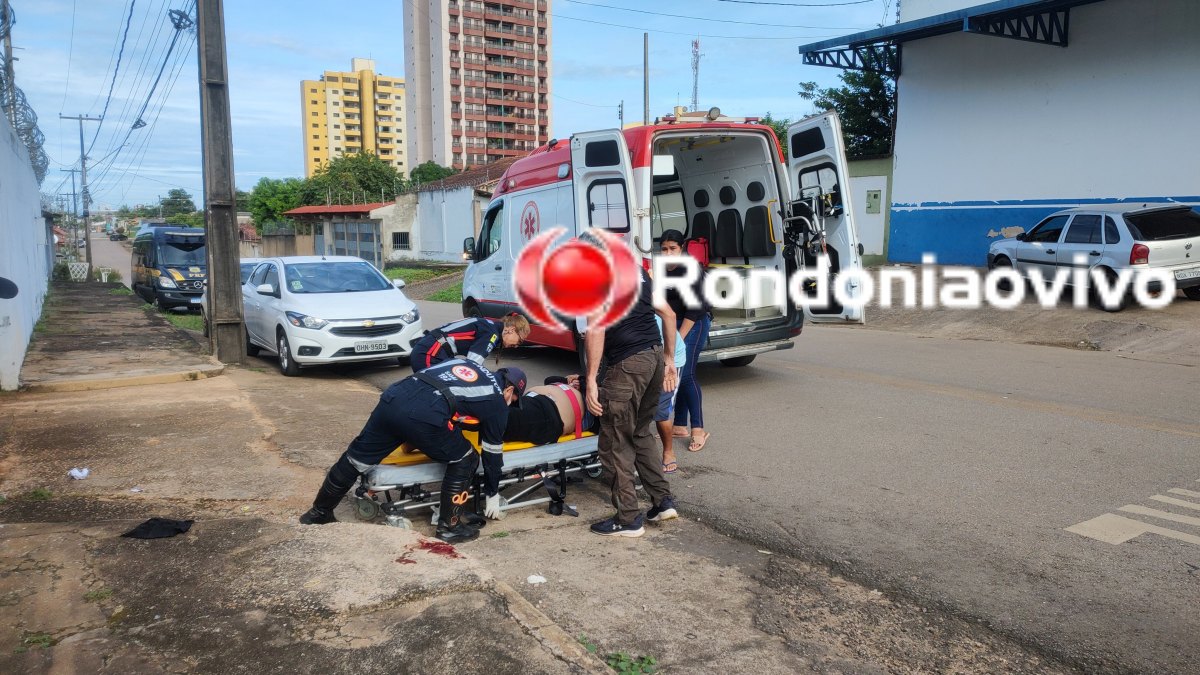 NO AGENOR: Mulher tem fratura exposta na perna após batida entre carro e moto