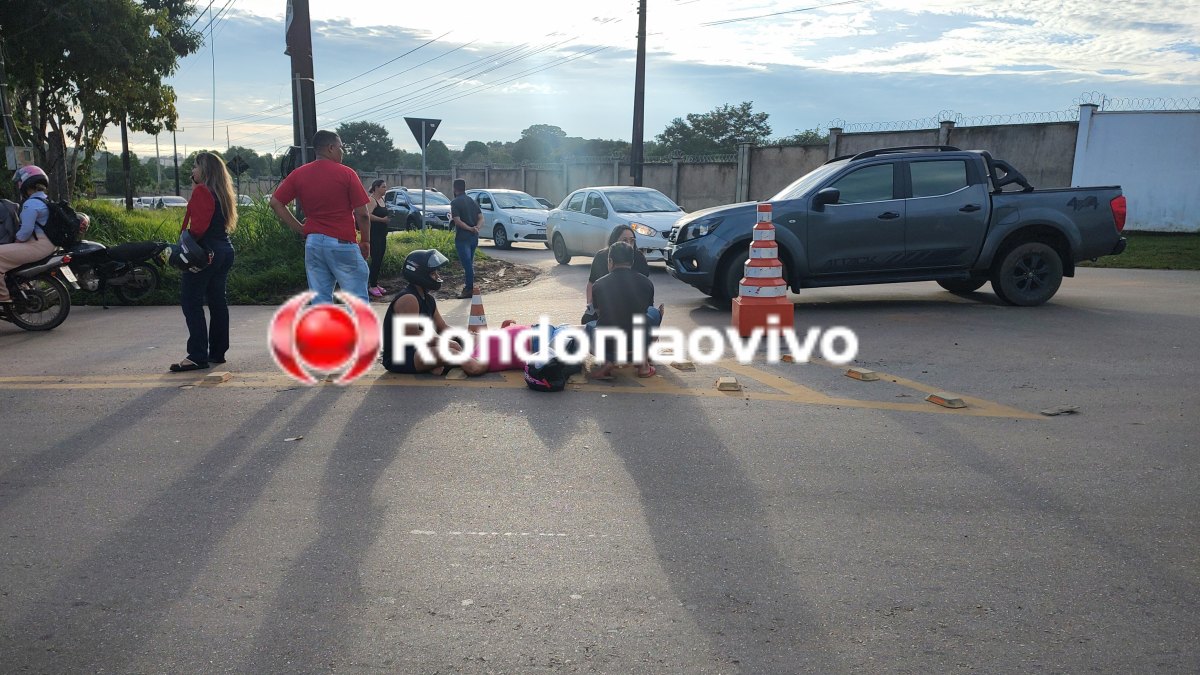 NA ROTATÓRIA: Motociclista sofre grave lesão na perna em acidente próximo ao 5° Bec