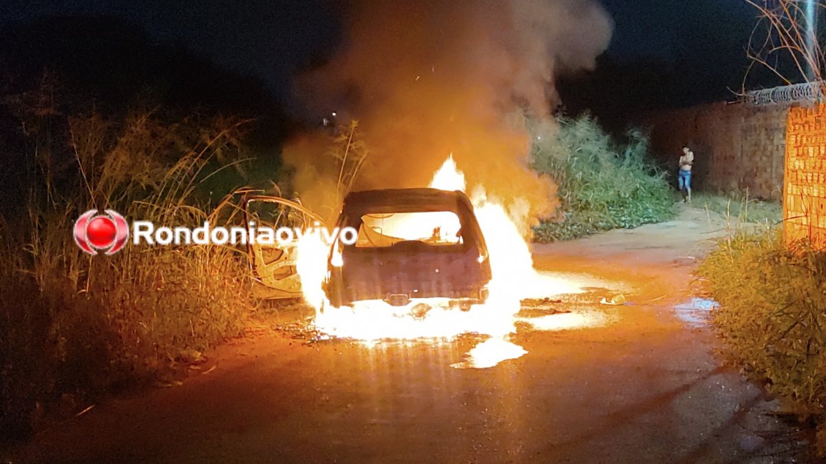 'DONO SUMIU': Carro é completamente destruído por incêndio na capital 