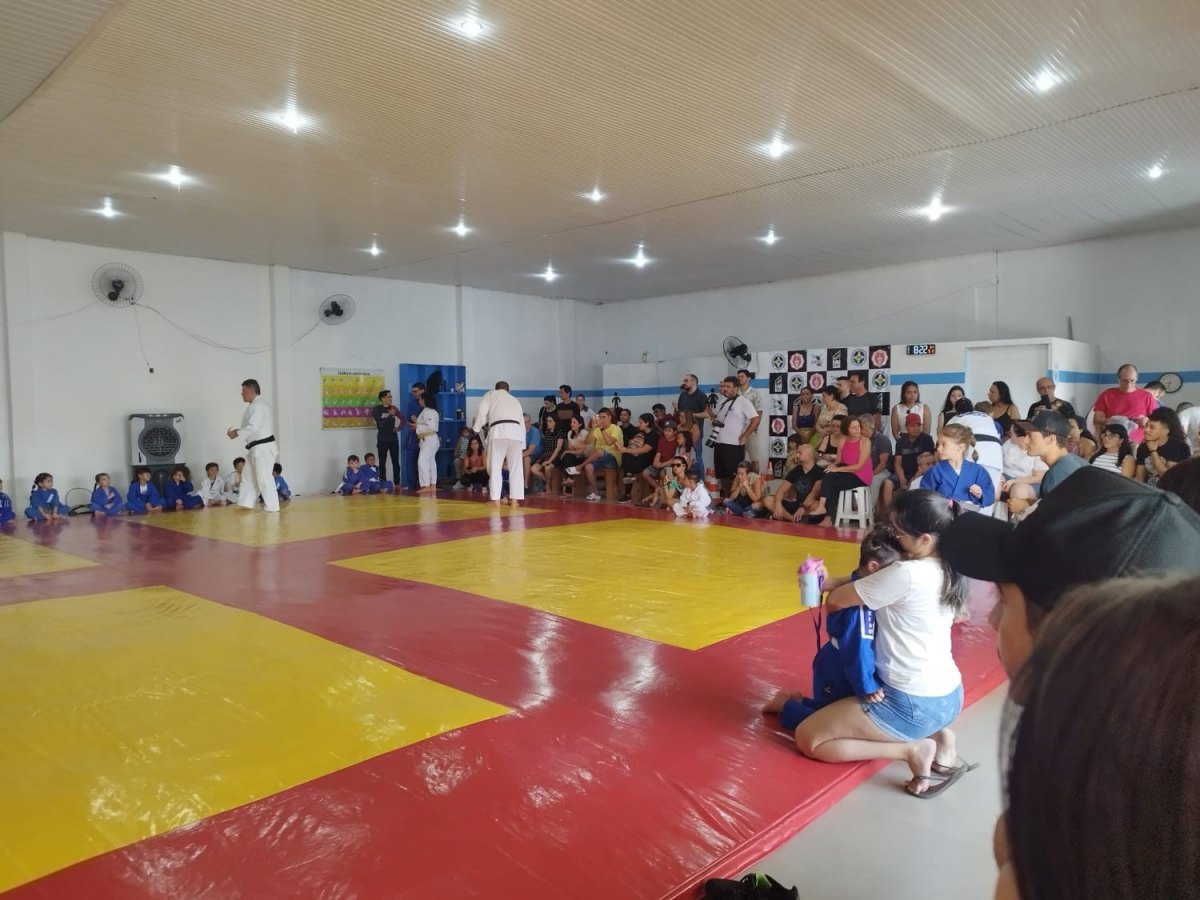 JUDÔ: ‘2º Festival Judô Universo’ reuniu todas as suas turmas neste sábado (2)