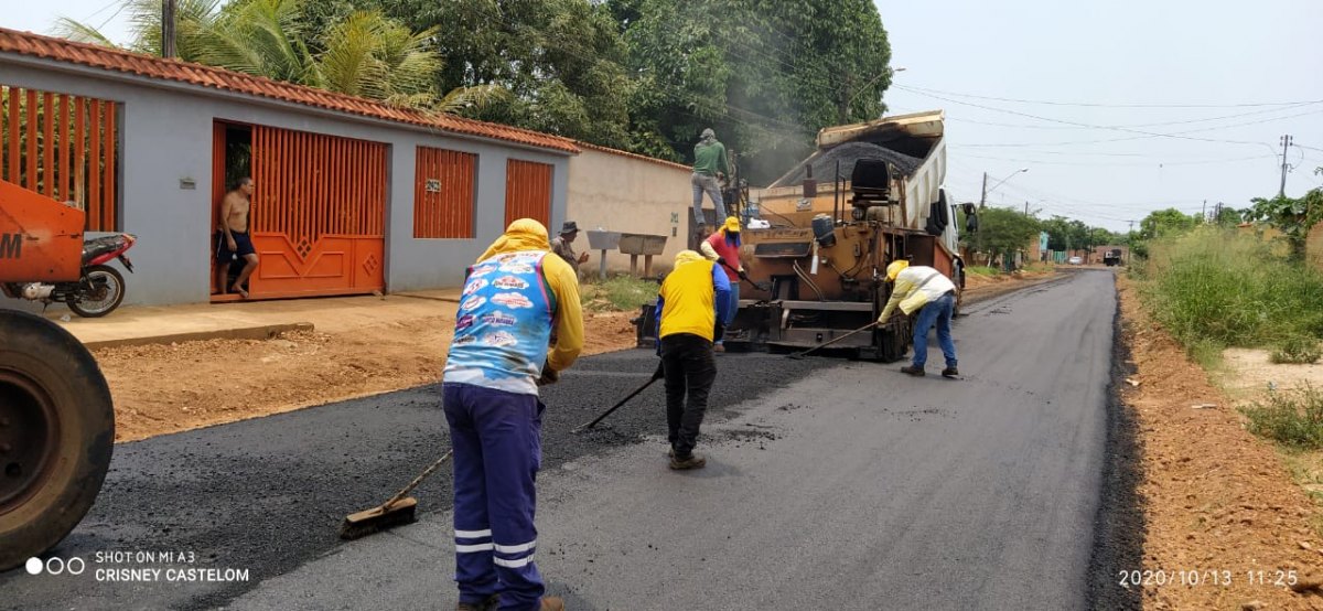 AEROCLUBE: Vereador Da Silva do Sinttrar solicita e Rua Linho recebe asfaltamento 
