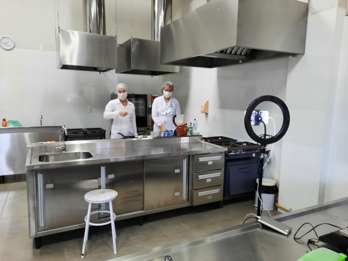 DA UNESC: Receitas preparadas por acadêmicas para a Páscoa podem fazer parte do cardápio ao longo do ano