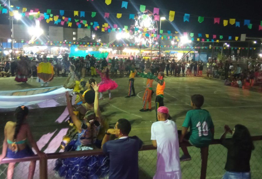 FESTIVIDADES: Lei de Edmilson Dourado garante arraiais no Morar Melhor e Cristal da Calama