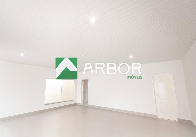 IMÓVEL: Ponto comercial de 122m² pronto para operar no Centro de Porto Velho