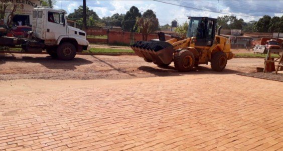 PONTA DO ABUNÃ: Distritos recebem pavimentação após pedido de Márcio Pacele