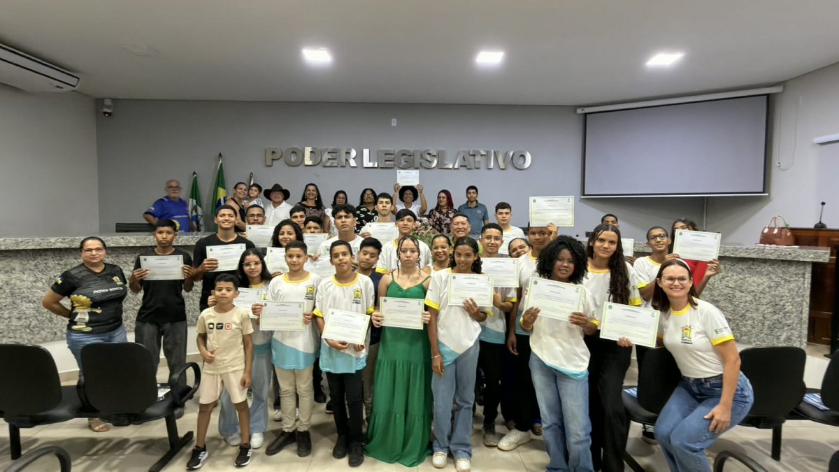 SÍLVIA CRISTINA: Mais que um curso, é a oportunidade de qualificação e renda, afirma deputada