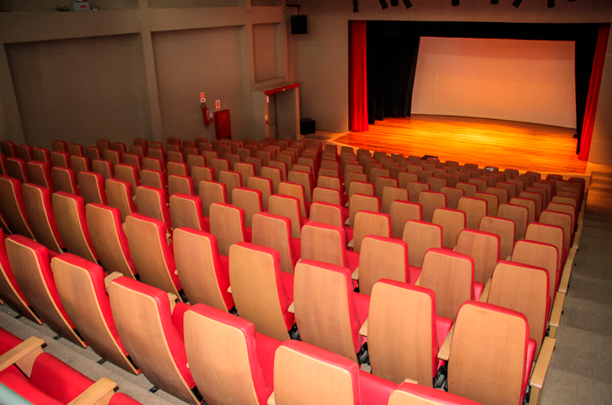 MANIFESTO DO CEPC: Concessão do Teatro Guaporé ao TJ expõe abandono histórico da cultura em RO