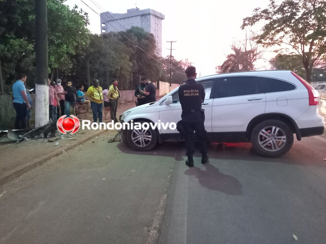 ASSISTA: Vídeo mostra carro atingindo poste após motorista passar mal na direção