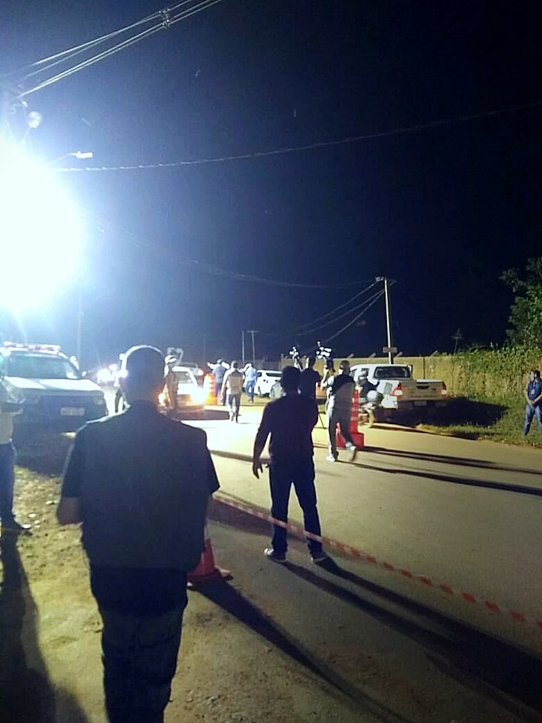 VEREADOR: Emdur atende Márcio Miranda e realiza reparos na iluminação da rua Goianésia