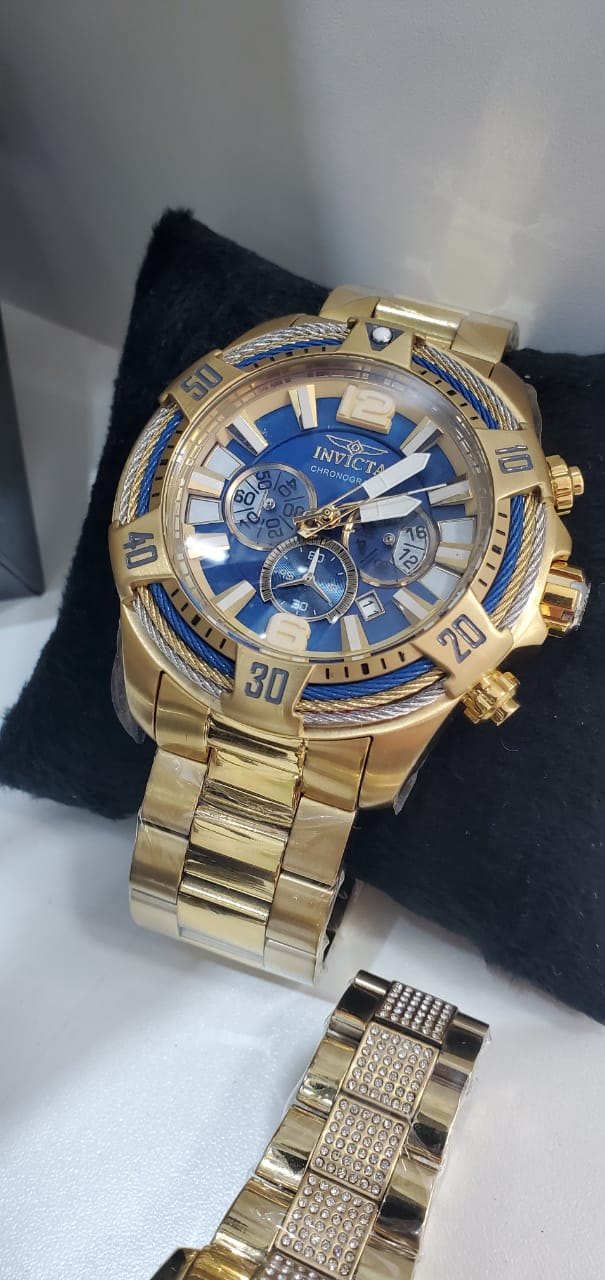 Óculos solar, armações receituário e variedade em acessórios