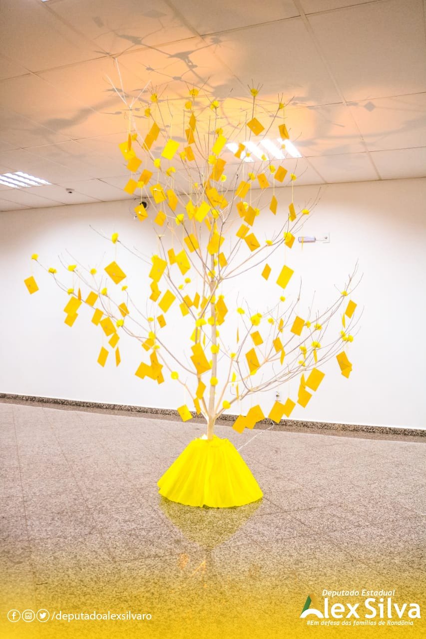 'SETEMBRO AMARELO': Alex Silva abre campanha com movimento de valorização a vida