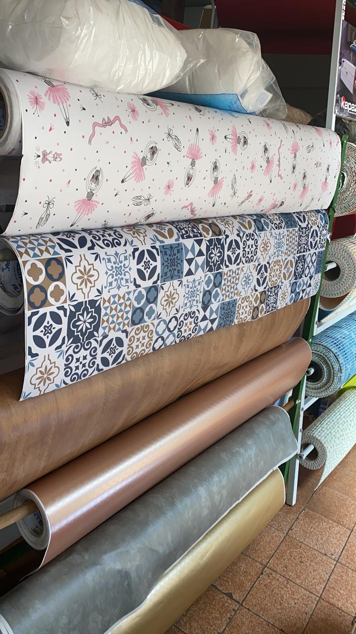 Tudo em armarinhos, acessórios para costura e artesanatos