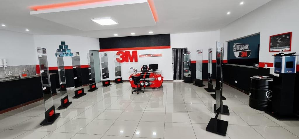 3M: J. Instaladora anuncia película para proteção de pintura de carro, moto e bike