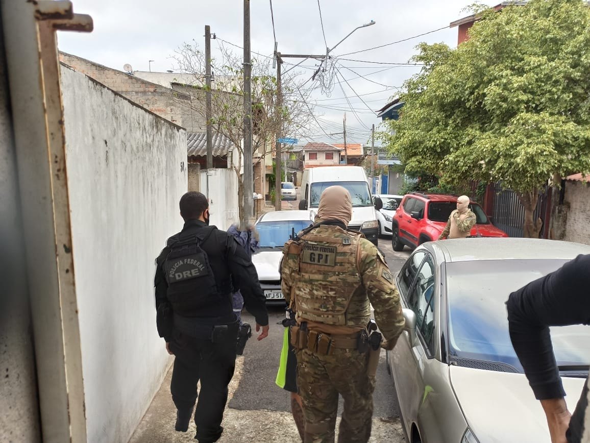 CRIPTONITA: PF faz operação em RO e mais 4 estados contra bando acusado de tráfico de drogas