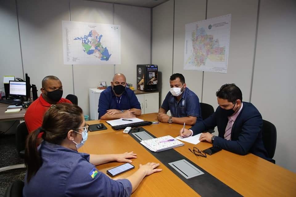 REGULARIZAÇÃO FUNDIÁRIA: Costa e Silva e Pedrinhas serão 100% regularizados, garante Sepat ao vereador Edevaldo Neves