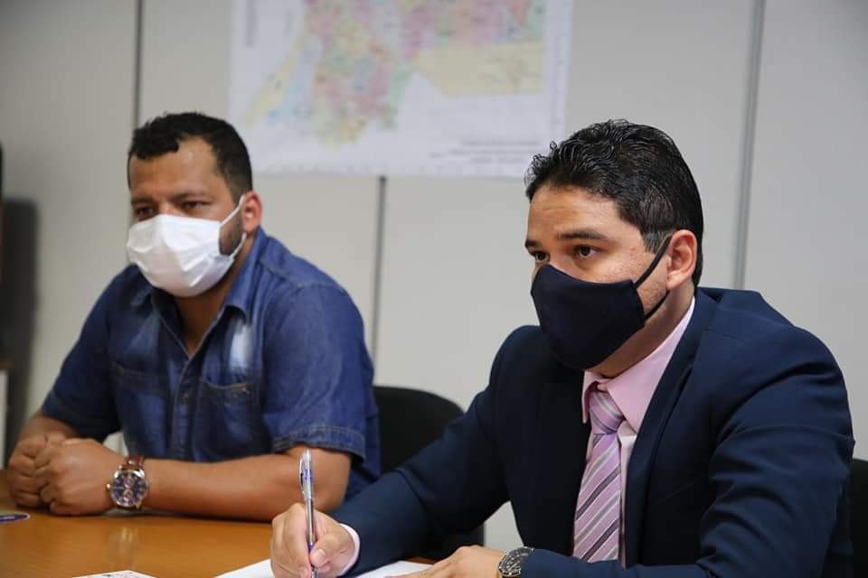 REGULARIZAÇÃO FUNDIÁRIA: Costa e Silva e Pedrinhas serão 100% regularizados, garante Sepat ao vereador Edevaldo Neves