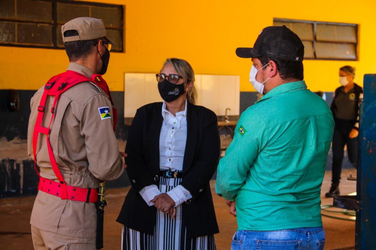 EM VISTA ALEGRE: Márcia Socorristas participa de solenidade de ação integrada 'Acampamento Verde'