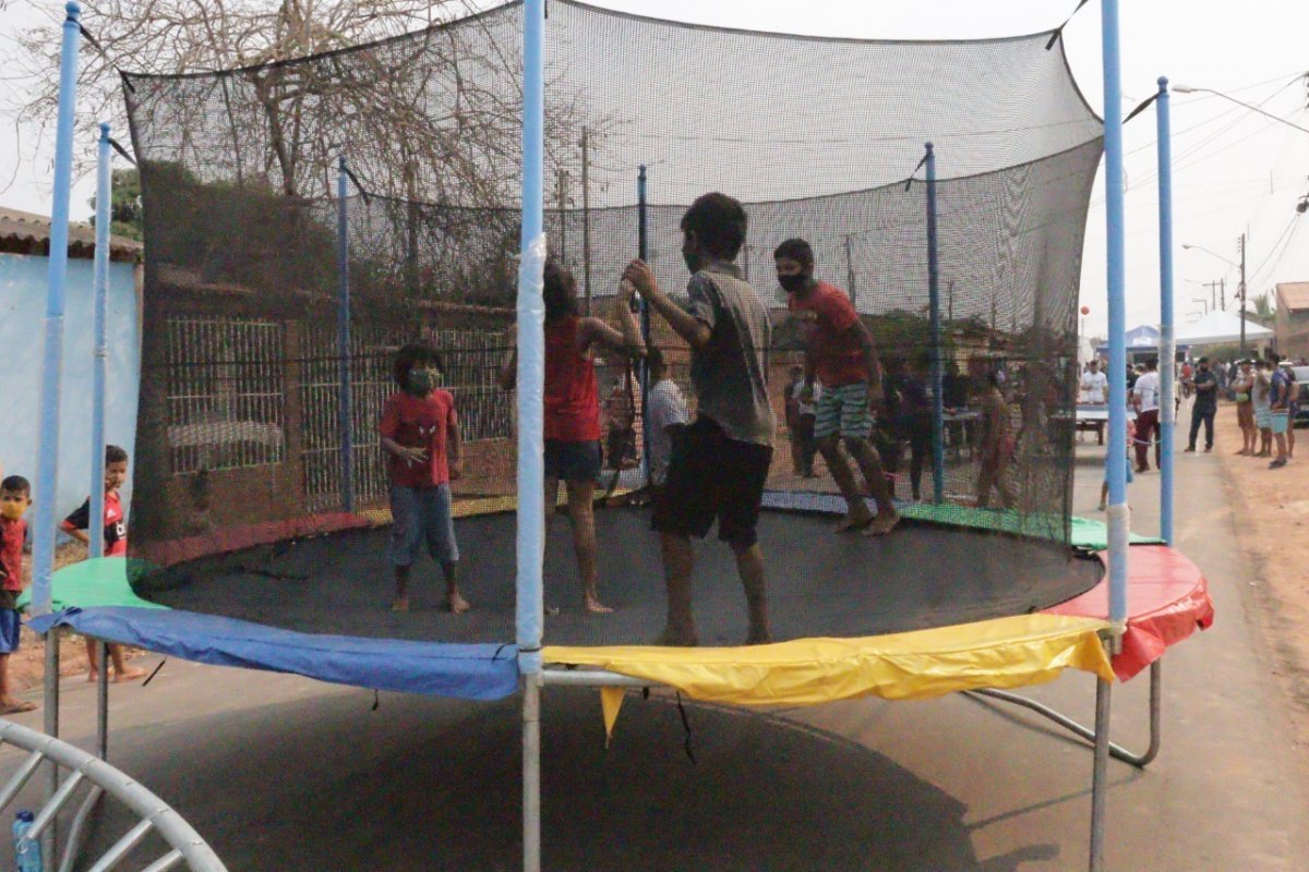 'RUA DE LAZER': Vereador Vanderlei Silva leva projeto para o bairro São Francisco.