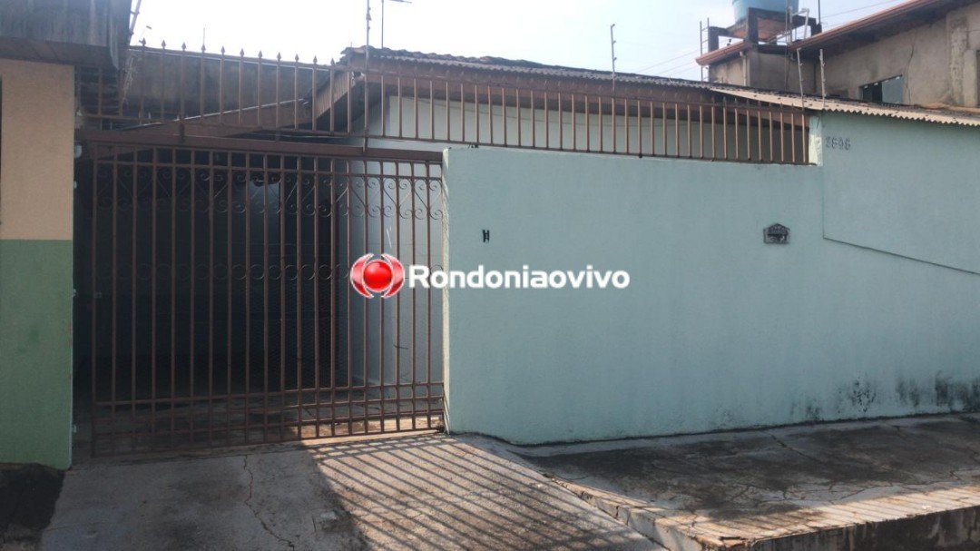 ARSENAL: Bando usou casa desocupada para entrar em empresa e levar 19 pistolas 9mm