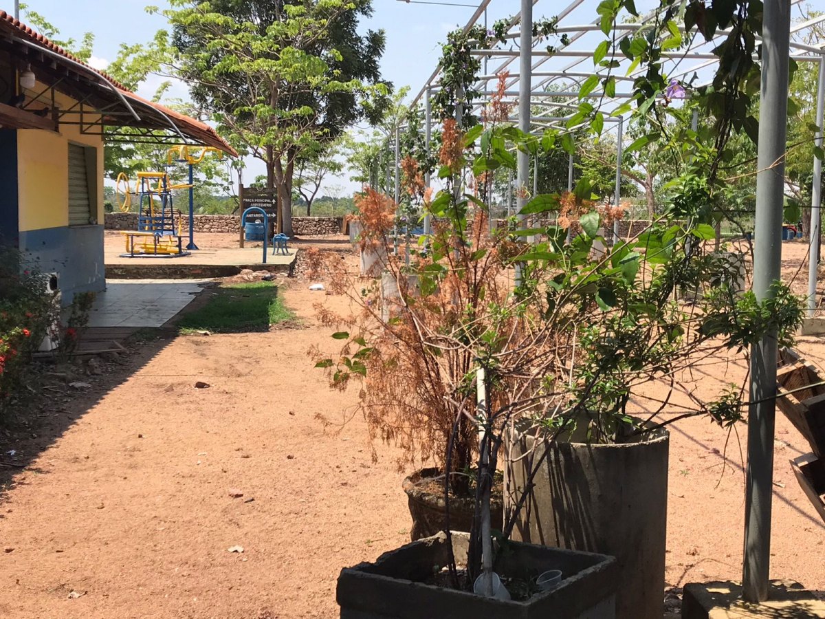 ABANDONO: Moradores reclamam de fechamento e sujeira no Parque da Cidade