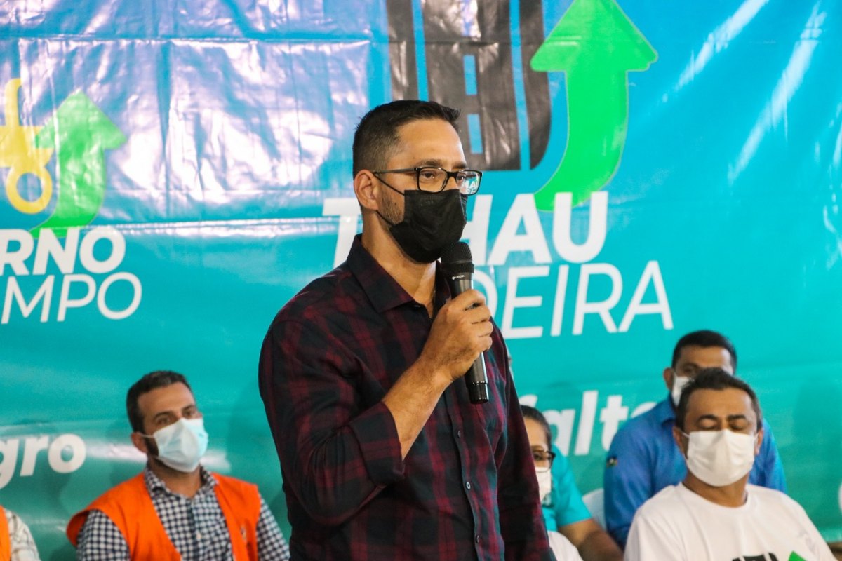 ESPIGÃO DO OESTE: Dep. Anderson comemora lançamento do 'Tchau Poeira' e construção de ponte