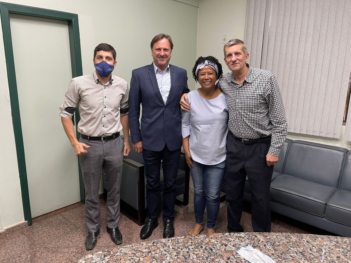 PARCERIA: Acir e Sílvia selam compromissos com educação superior e fiscalização portuária