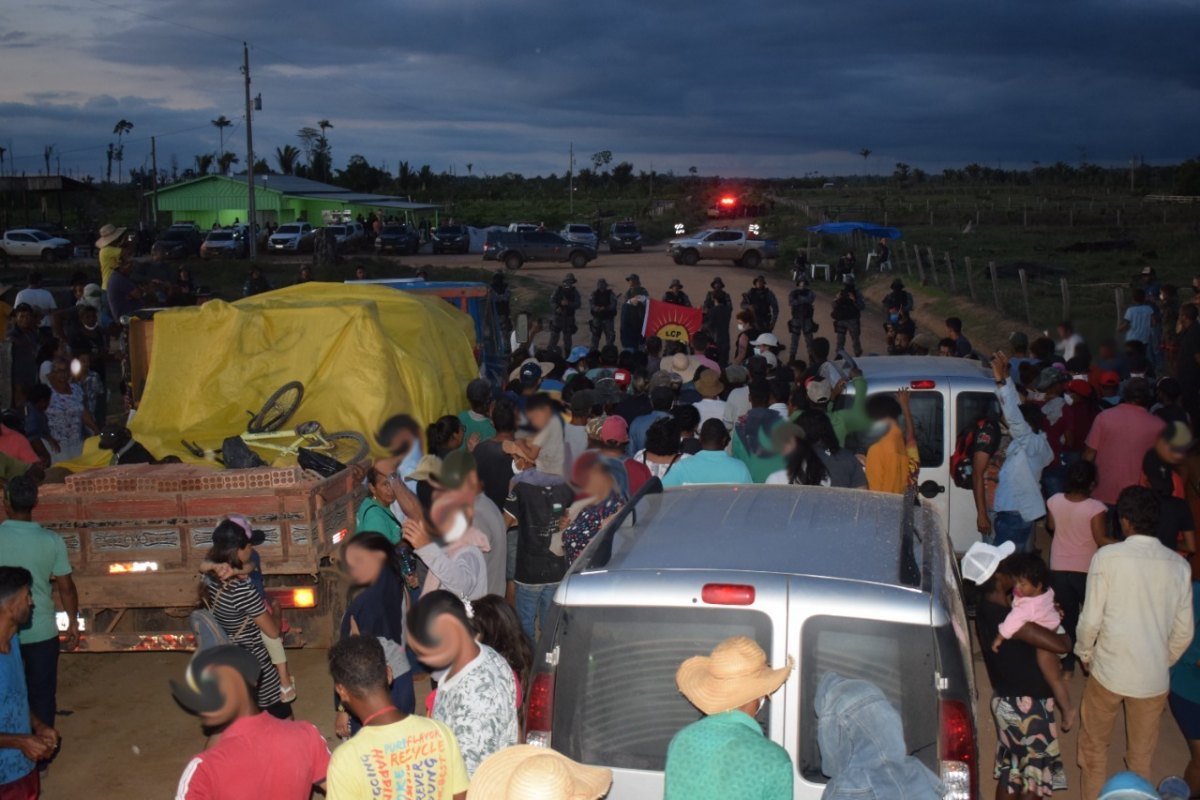 Negar Direito à Terra Destrói a Democracia - Por Alisson Diôni Gomes 