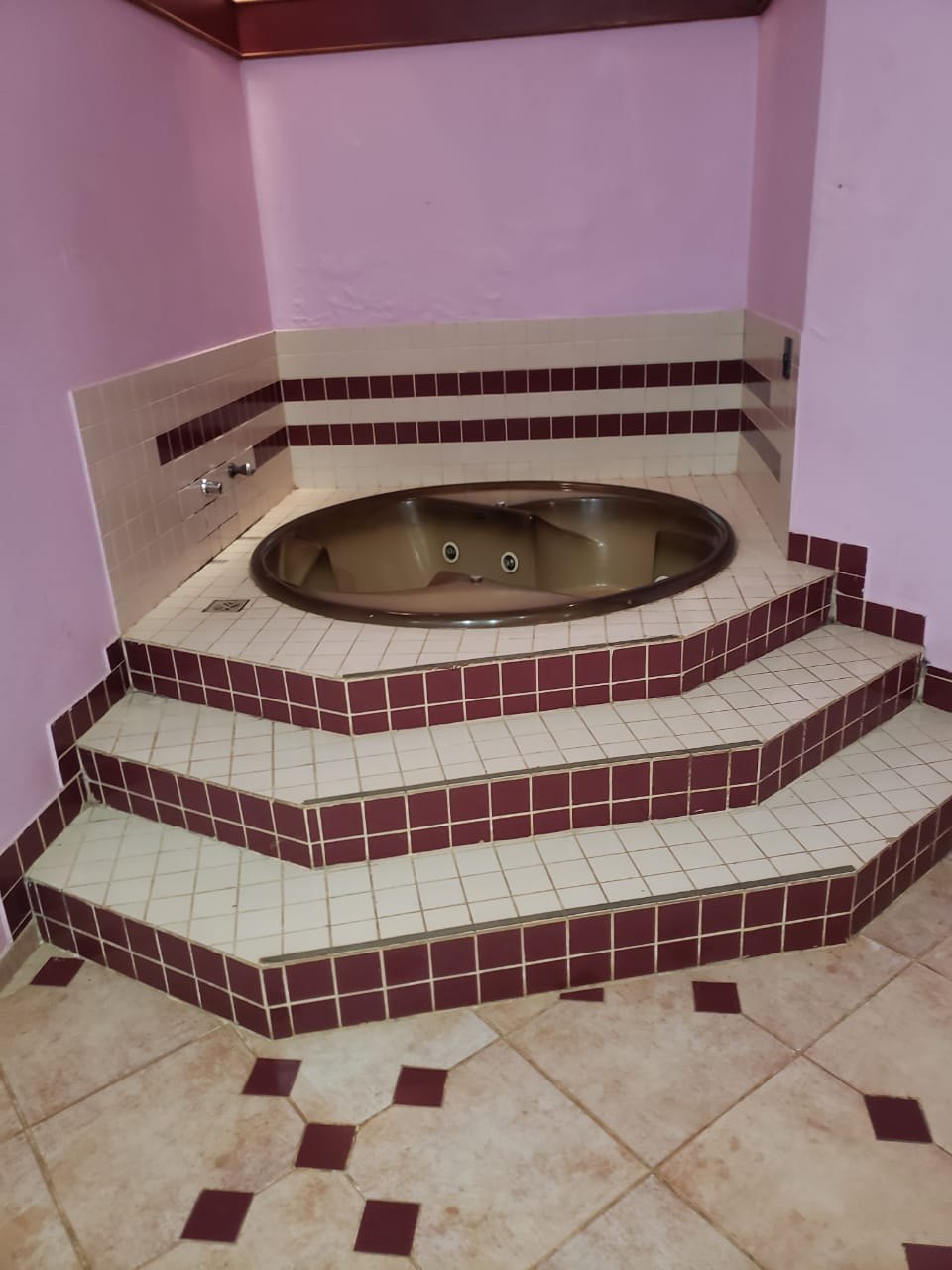 PRAZER: Motel Êxtasy oferece suítes e pernoites especiais em Porto Velho