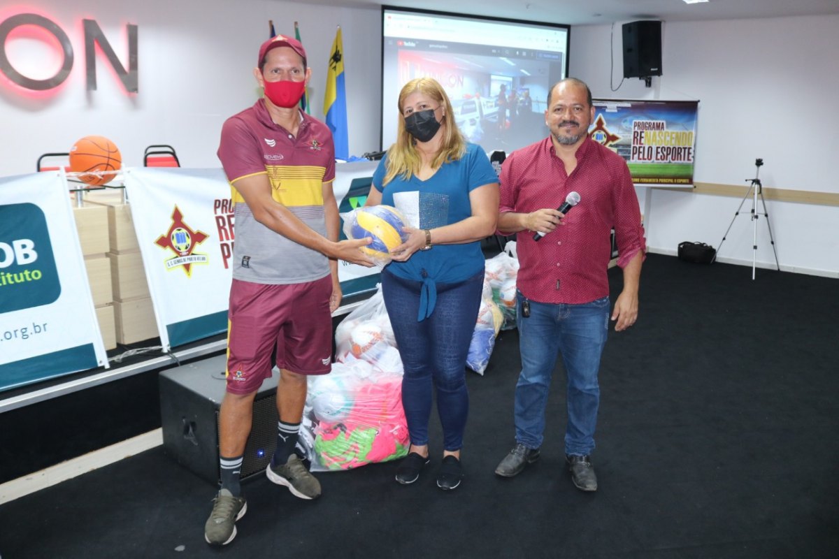 SPORT CLUB GENUS: Programa Renascendo é lançado no auditório da Uniron