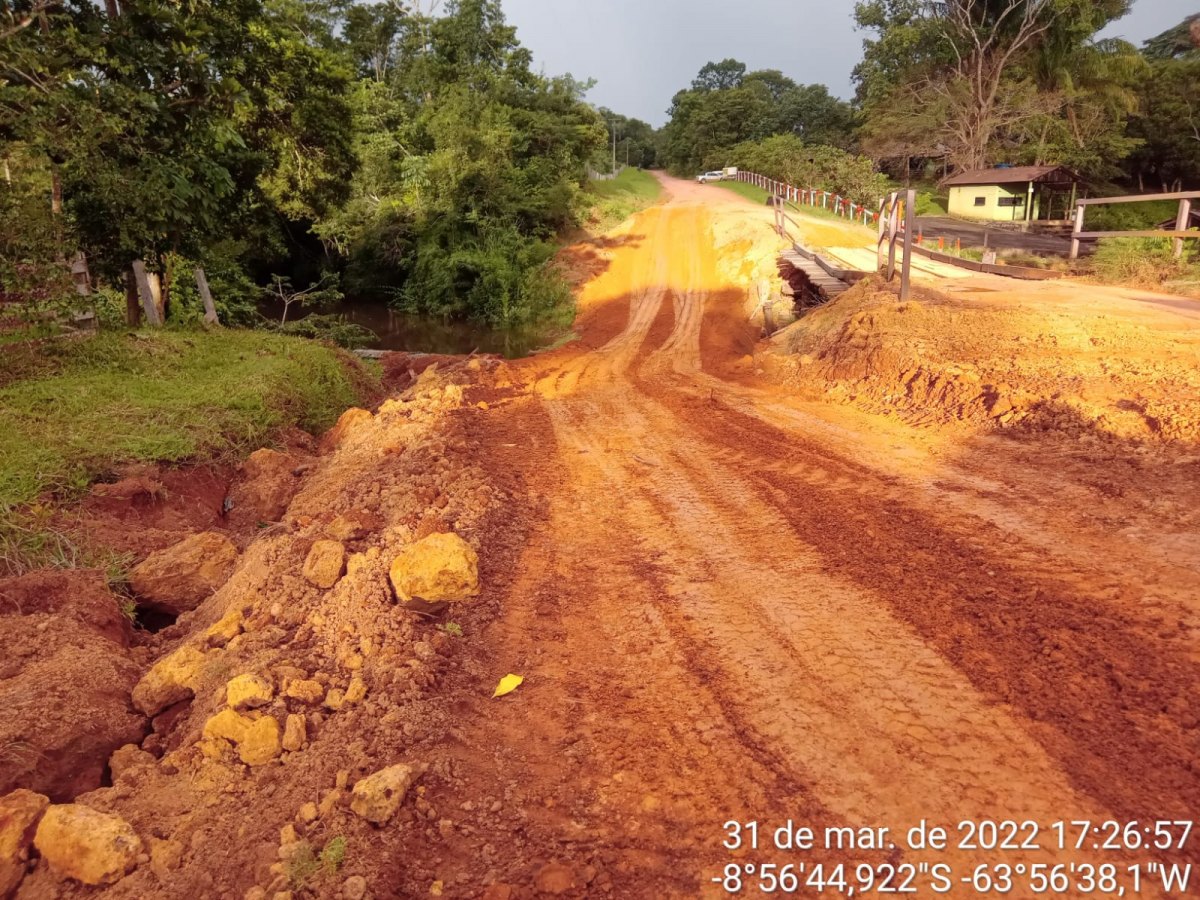 DESVIO: Obras começam a ser realizadas na Linha 22 em Porto Velho